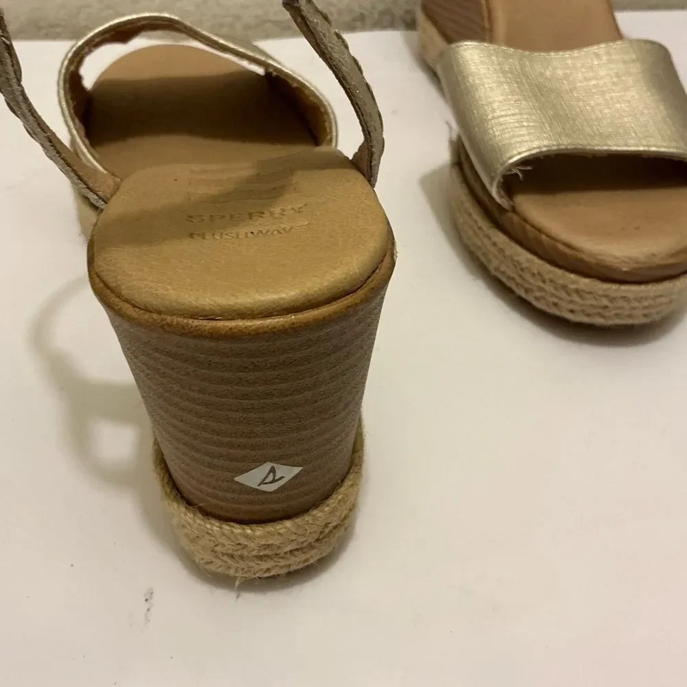 New Sperry Metallic Gold Wedge Sandals size 10